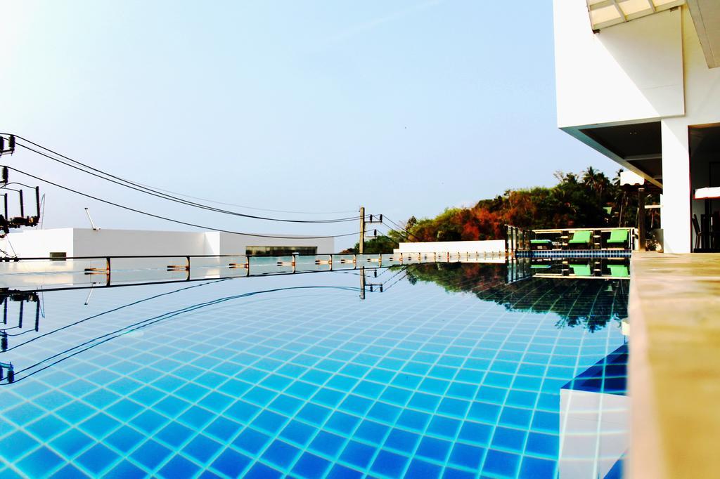 Lae Lay Suites Hotel Karon Exterior photo