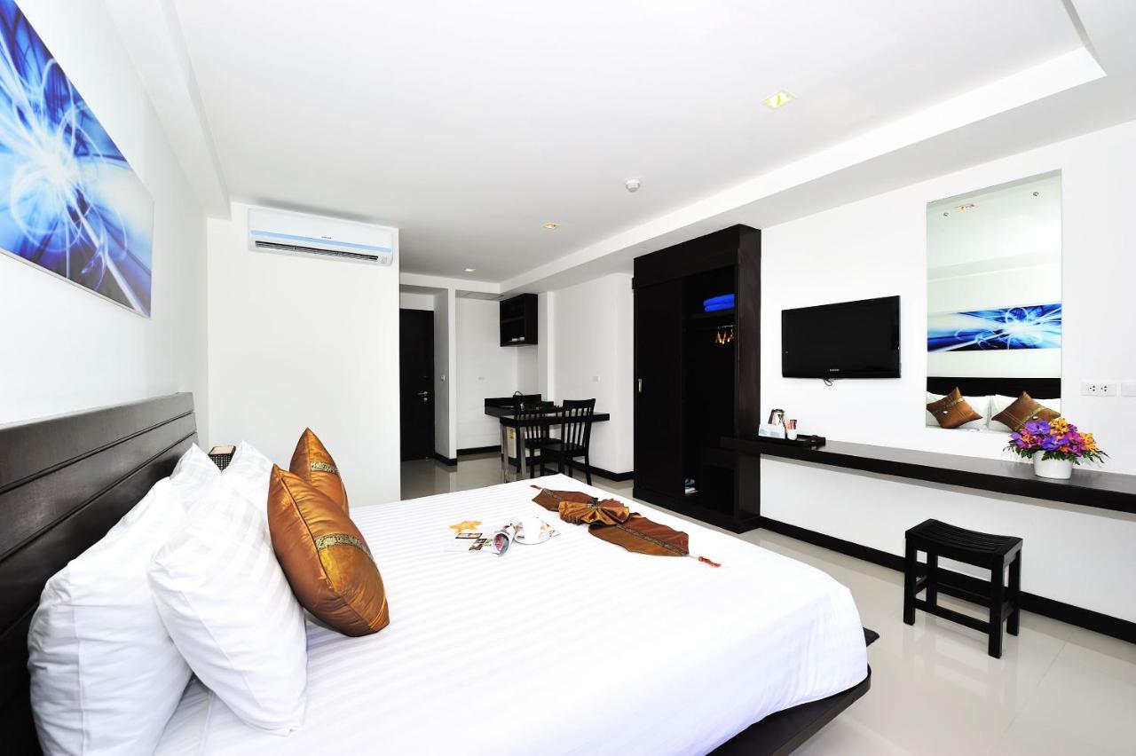 Lae Lay Suites Hotel Karon Room photo