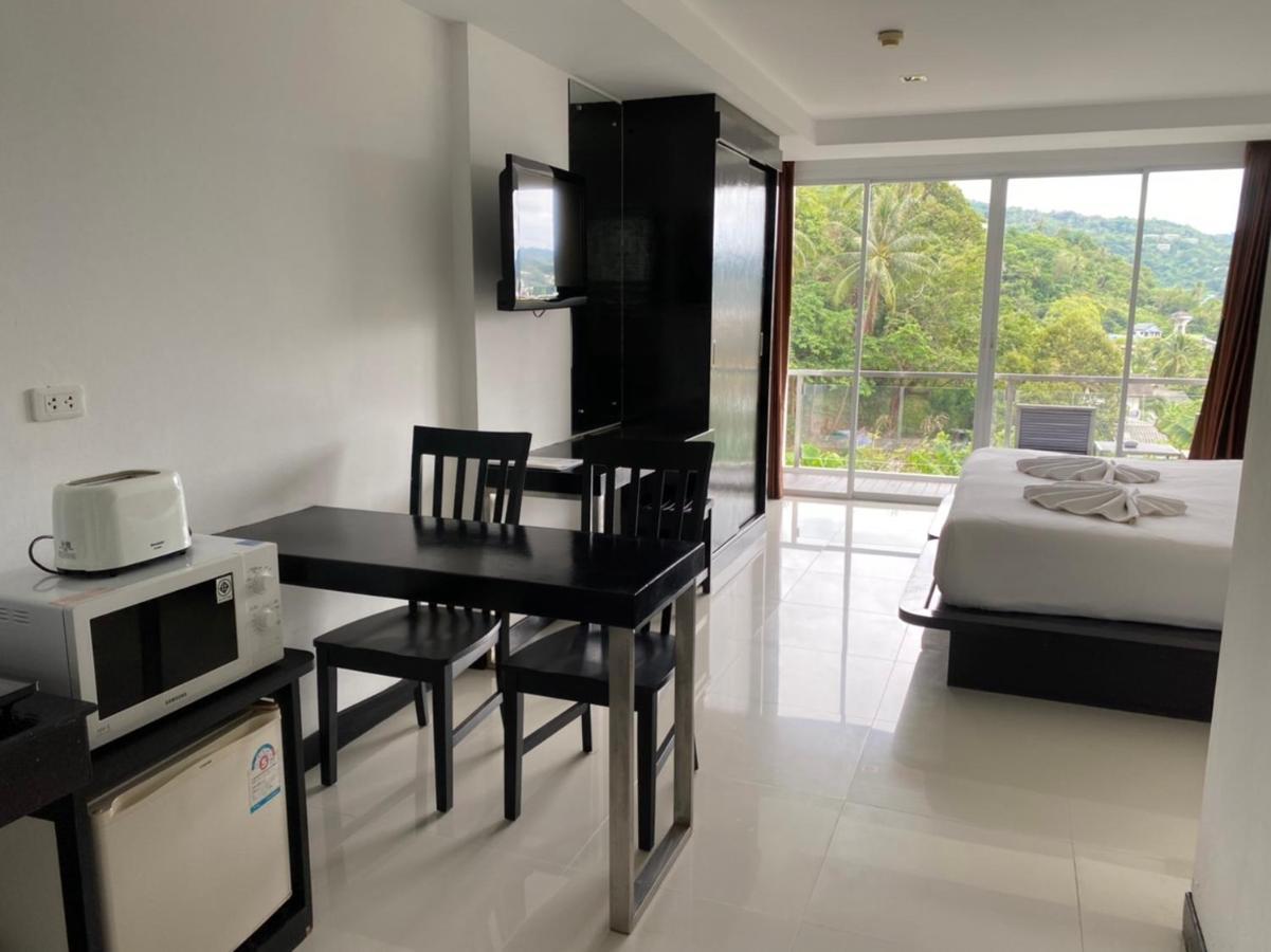 Lae Lay Suites Hotel Karon Exterior photo